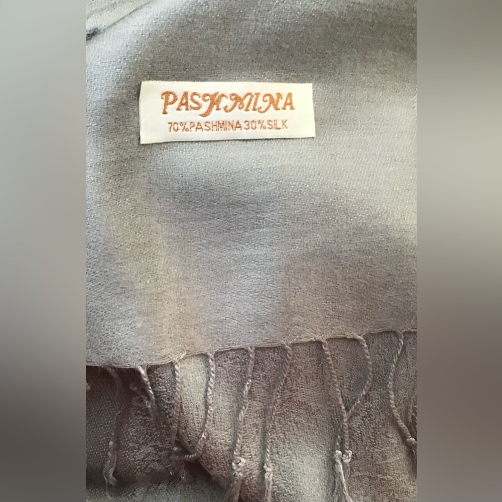 Pashmina wrap - Picture 5 of 5